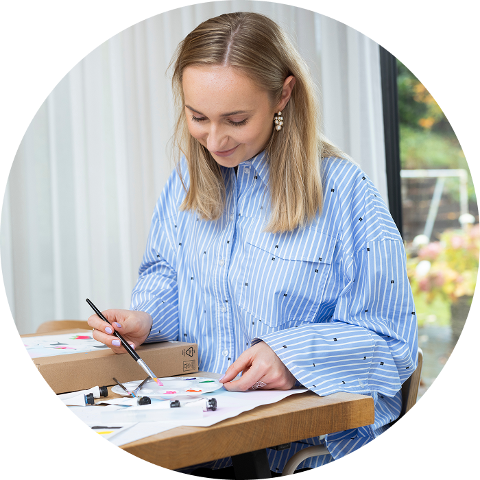 Liebt es, schöne, ästhetische Produkte zu kreieren.