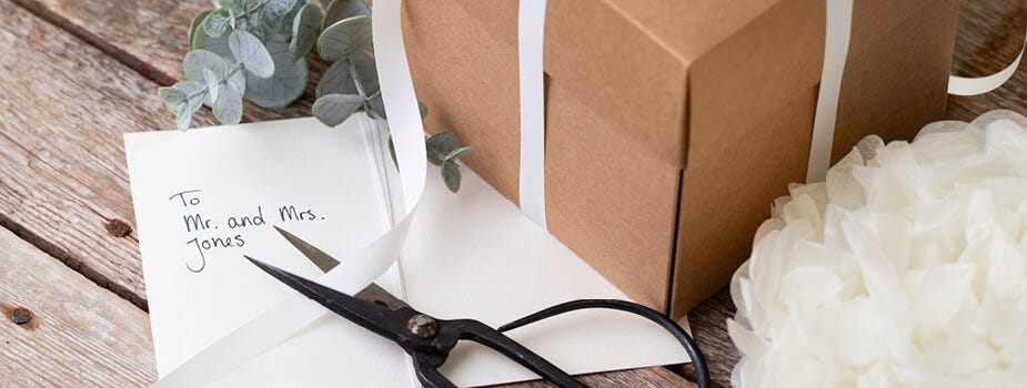 Party-Artikel, Karten und Geschenkverpackungen