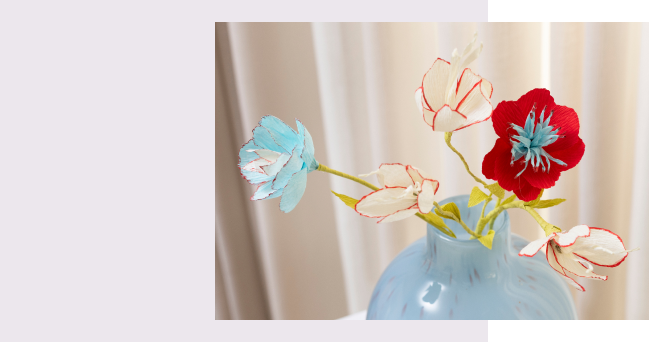 Kreppblumen in Vase
