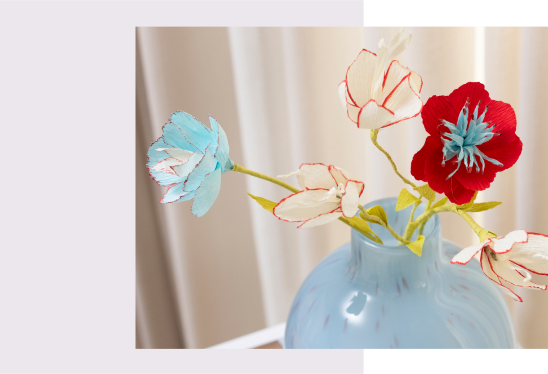 Kreppblumen in Vase
