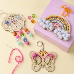 Holzform mit Löchern