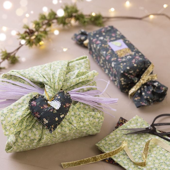 Geschenkschachtel mit Patchwork-Stoff