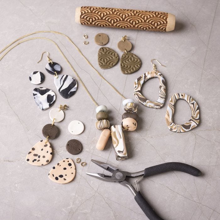 Starter Kreativ Set: Lernen Sie, wie man Schmuck mit im Ofen gehärtetem Ton bastelt