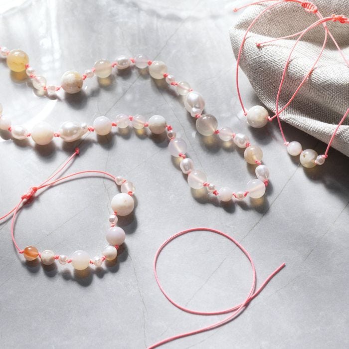 Armband und Halskette mit Achatperlen