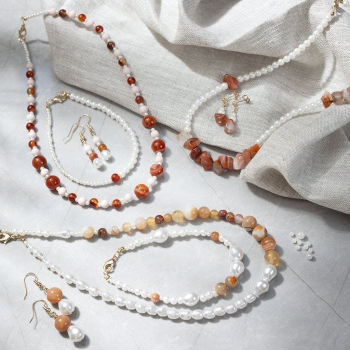 Schmuck mit Achaten und Wachsperlen