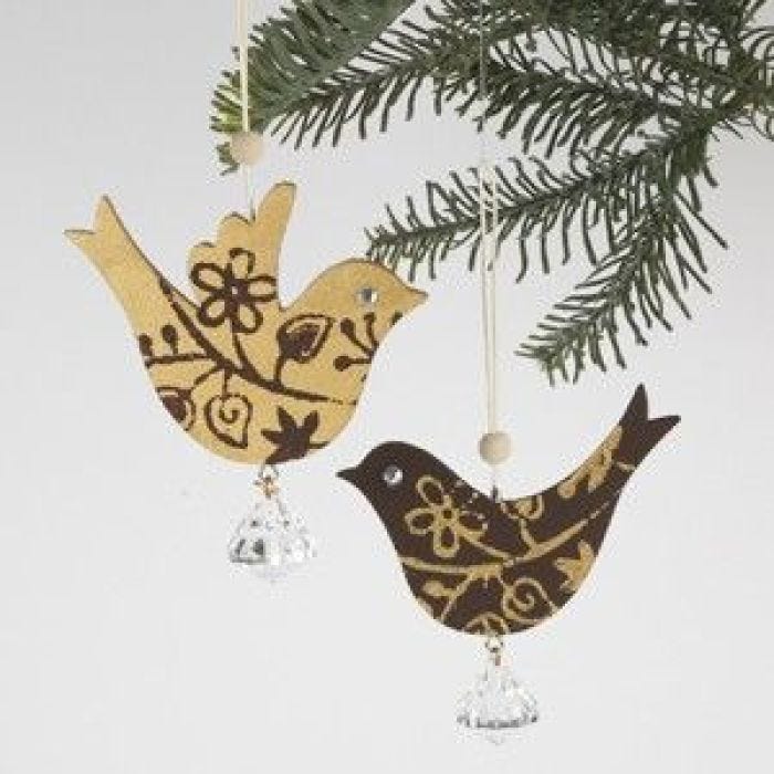 Hölzerne Anhänger in Vogel-Form