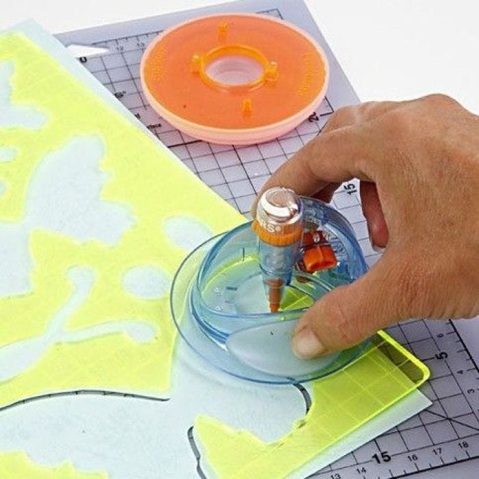 Konturenschneider Plus von Fiskars