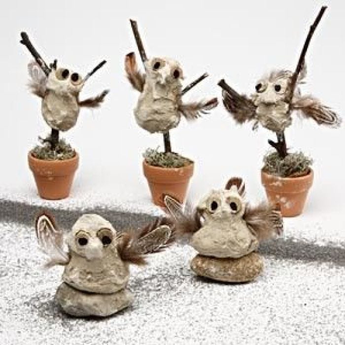 Figuren aus Pappmaché-Brei