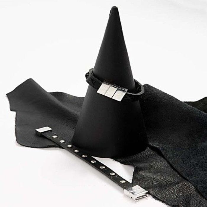 Dicke Lederarmbänder