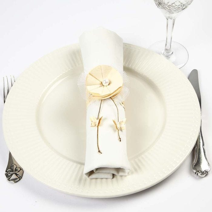 Festlicher Tischschmuck