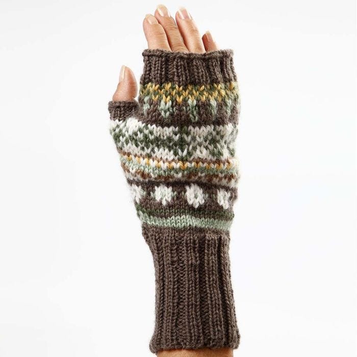 Schöne Strickarbeit für warme Hände