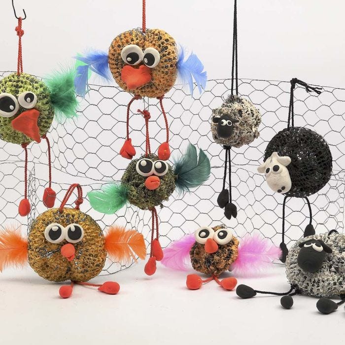 Tierfiguren aus Metallschwämmen und Pop Up Line