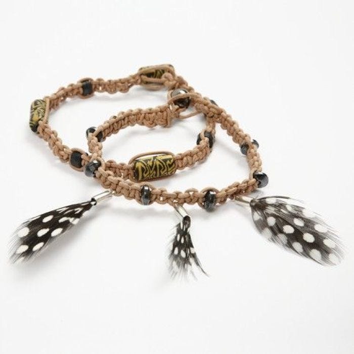 Geflochtene Lederarmbänder