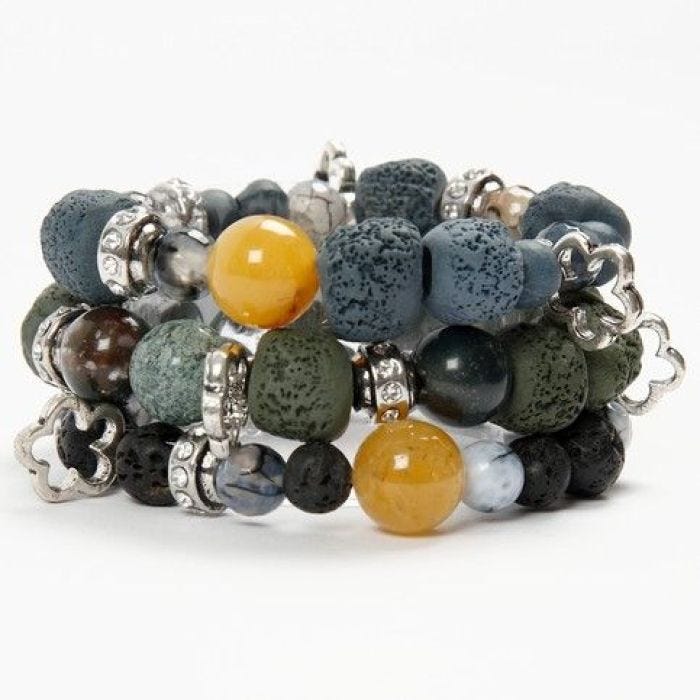 Armband mit Keramik- und Silberperlen
