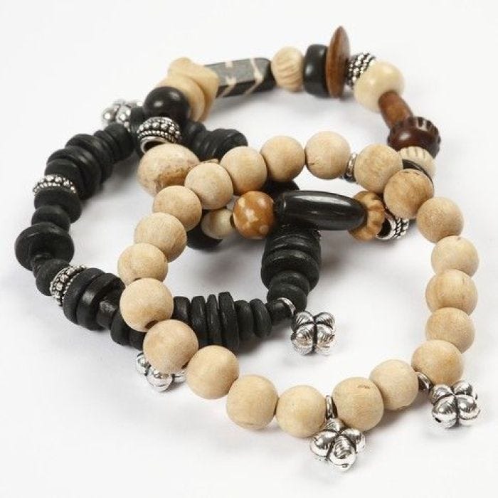 Armband mit Holzperlen und Silber