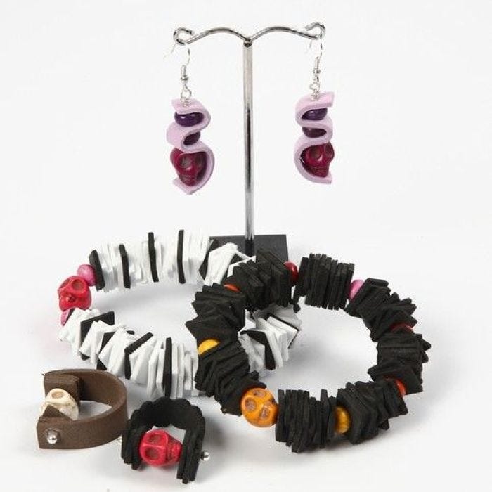 Armband, Ring und Ohrringe aus Moosgummi