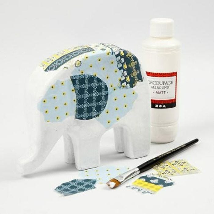 Elefant aus Pappmaché, verziert mit Decoupage-Papier