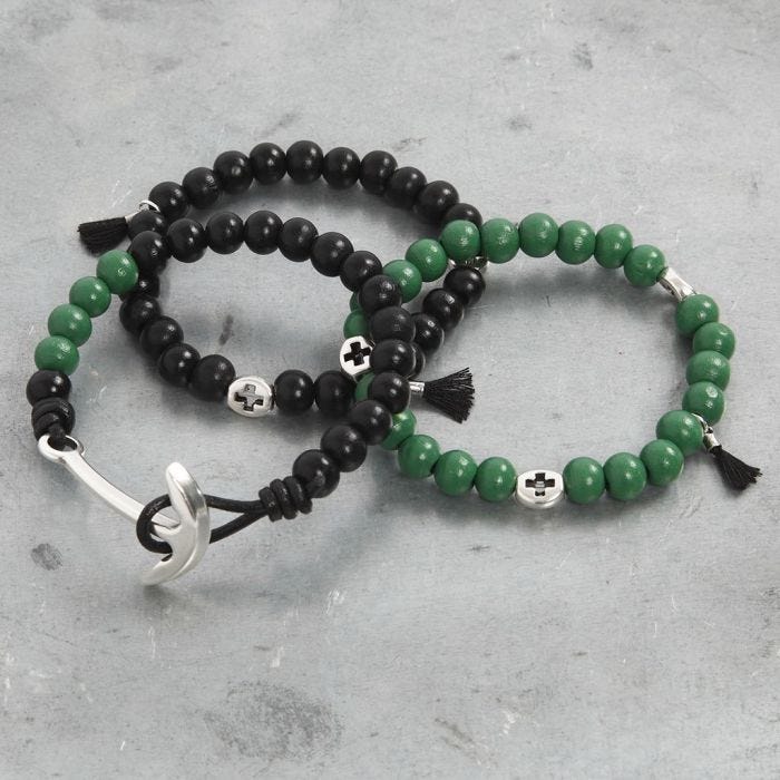 Armbänder aus Holzperlen für Männer