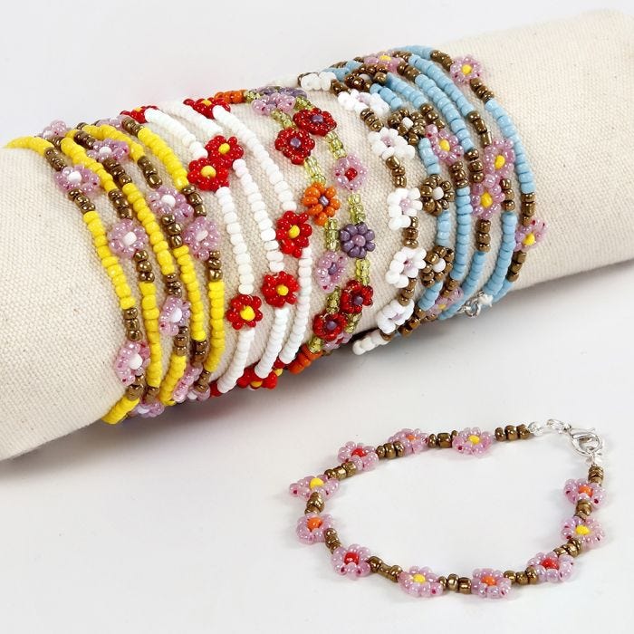 Blüten-Armbänder aus Rocaille Seed Beads 