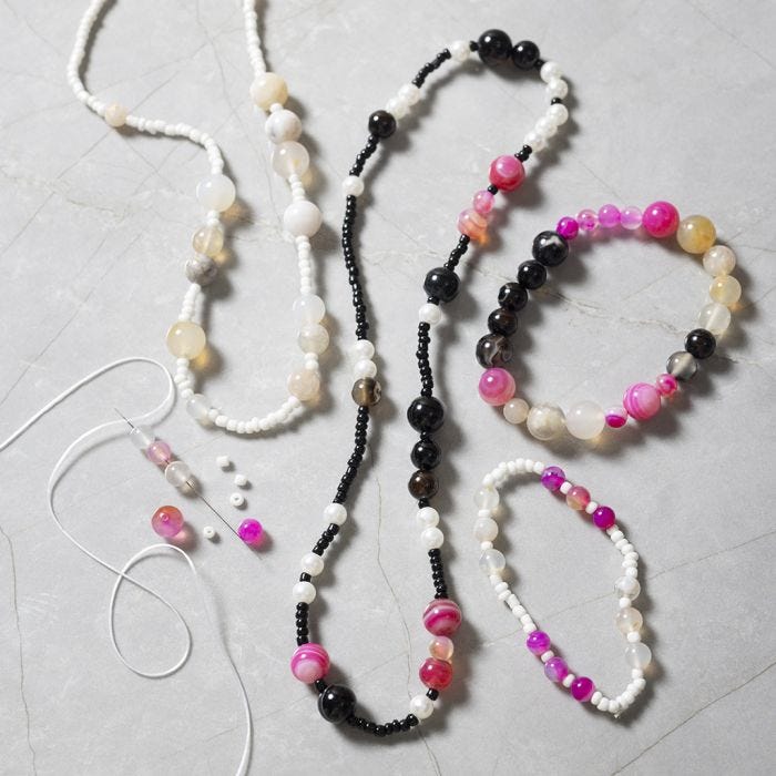 Armband und Halskette mit Achatperlen