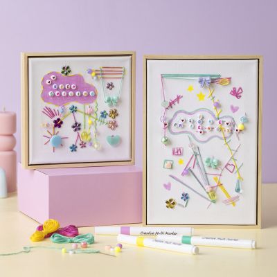 Leinwandbilder mit Stickerei und Buchstabenperlen