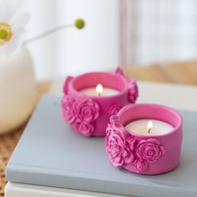 Teelichthalter mit detaillierten Blumen