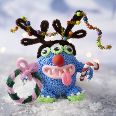 Weihnachtsmonster aus Foam Clay® und Silk Clay®