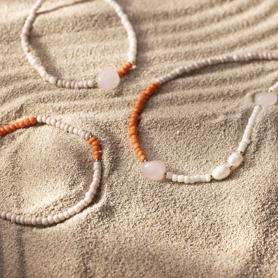 Halskette und Armband mit Rosenquarz und Süßwasserperlen