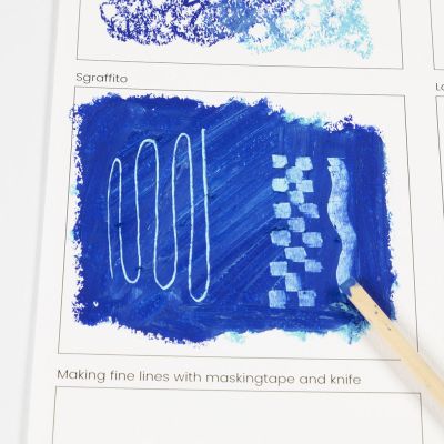 So kreierst du einen Sgraffito-Effekt mit Ölpastellfarben