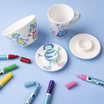 Frühstücksset mit Kinderzeichnungen