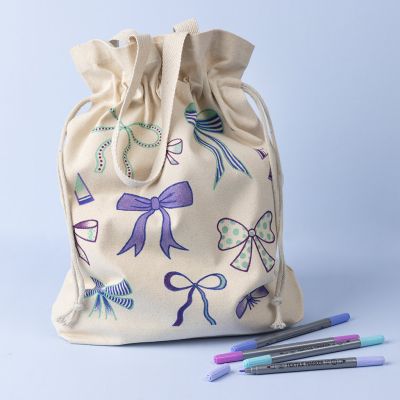 Tasche mit Schleifen aus Markern
