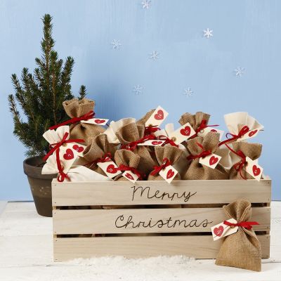 Adventskalender mit Jutesäckchen