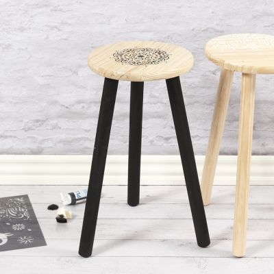 Hocker aus Holz