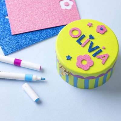 Personalisierte Holzkiste