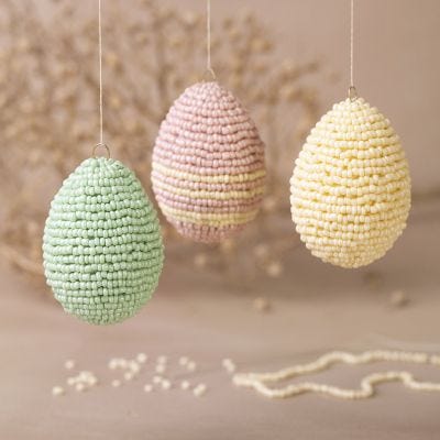 Eier mit Rocailleperlen