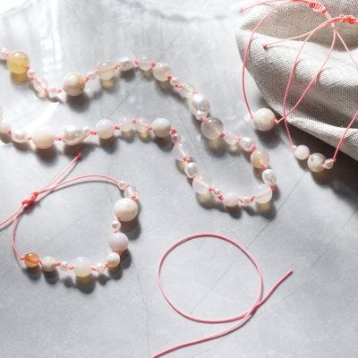 Armband und Halskette mit Achatperlen