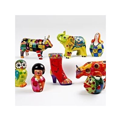 Die Bemalung von Terrakotta-Objekten