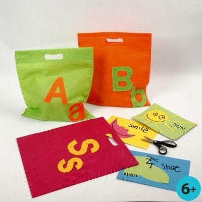 Mehrzweck-Taschen mit Filzbuchstaben