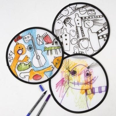 Frisbee-Scheiben, bemalt mit Textil-Markern