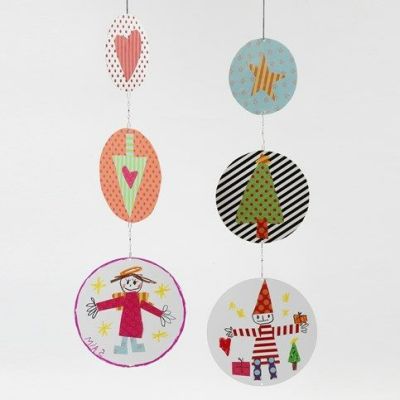 Mobile aus Papp-Elementen