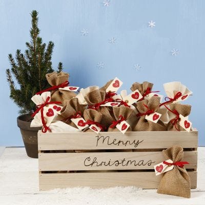 Adventskalender mit Jutesäckchen