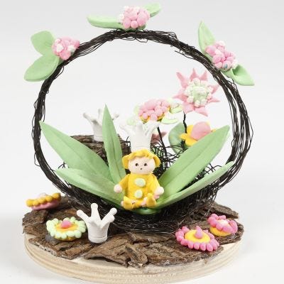 Mini-Szene mit Fee und Blumen