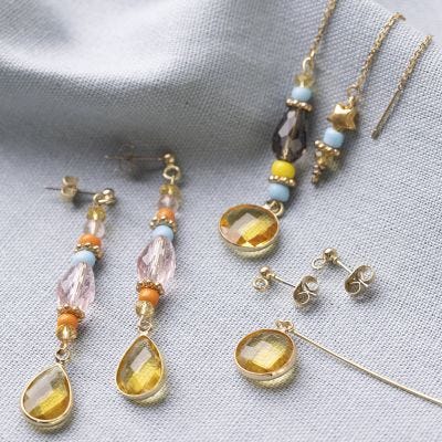 Ohrringe aus einem Cabochon-Anhänger