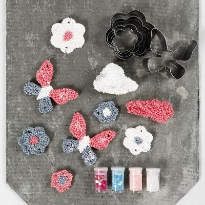 Hängende Deko-Elemente aus Foam Clay Large
