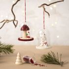 Weihnachtsglocke mit Mini-Dekorationen