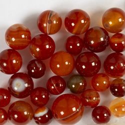 Achat Steinperlen, D 6+8+10 mm, Lochgr&ouml;&szlig;e 0,9-1 mm, Orange gebrannt, Rot, 28 Stk/ 1 Pck