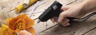Kleber, Lack und Wachs