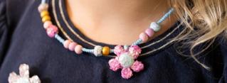 Selbstgemachter Schmuck für Kinder